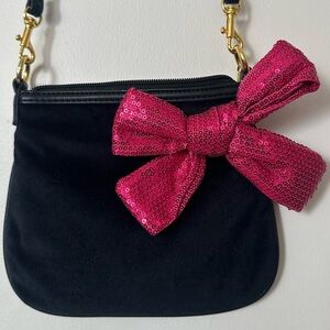 Disney Parks Minnie Mouse Crossbody Bag Black Pink Bow Park Outfit Cute